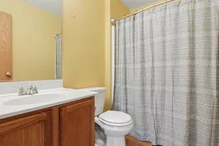 2001 Wedgeport Cir, Romeoville, IL 60446 - Photo 13