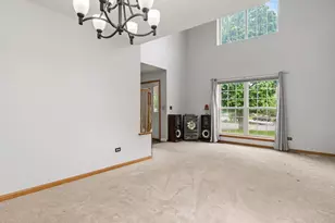 2001 Wedgeport Cir, Romeoville, IL 60446 - Photo 3