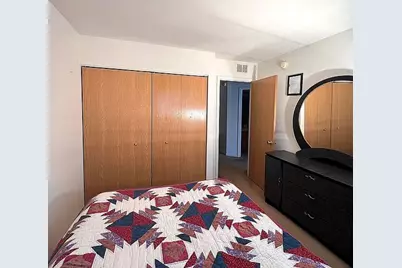 752 S Parkside Drive, Round Lake, IL 60073 - Photo 29