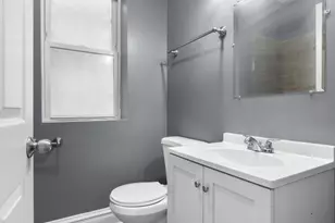 8222 S Maryland Ave, Chicago, IL 60619 - Photo 19