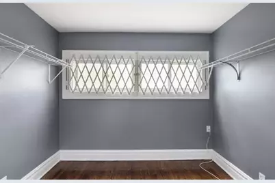 8222 S Maryland Avenue, Chicago, IL 60619 - Photo 9