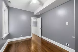 8222 S Maryland Ave, Chicago, IL 60619 - Photo 11