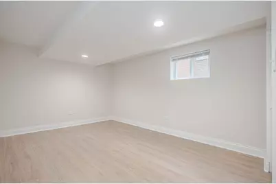 9042 S Dobson Avenue, Chicago, IL 60619 - Photo 15