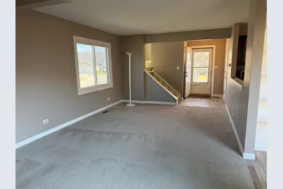 7594 Sarson Way, Hanover Park, IL 60133 - Photo 5