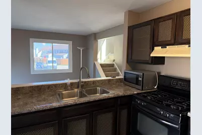 7594 Sarson Way, Hanover Park, IL 60133 - Photo 9