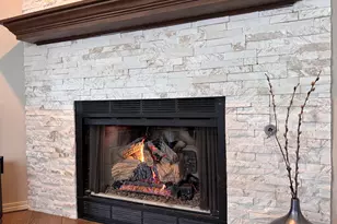 2723 Arrowhead Dr, Bloomington, IL 61704 - Photo 7