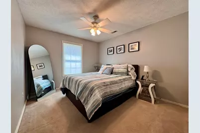 2723 Arrowhead Drive, Bloomington, IL 61704 - Photo 25