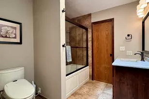 2723 Arrowhead Dr, Bloomington, IL 61704 - Photo 21