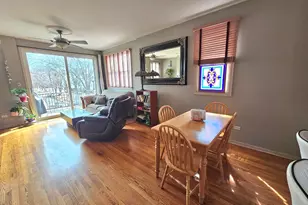 2835 N Wolcott Ave, Chicago, IL 60657 - Photo 9