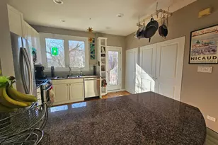 2835 N Wolcott Ave, Chicago, IL 60657 - Photo 17