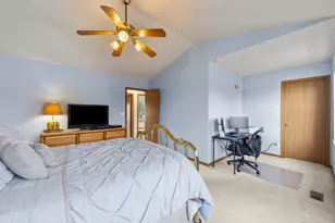 1337 Regent Dr, Mundelein, IL 60060 - Photo 17