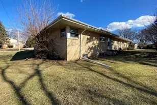 2221 Denver Dr, Rockford, IL 61108 - Photo 35