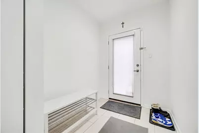 2801 N Wolcott Avenue #G, Chicago, IL 60657 - Photo 3