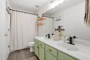 2417 Brush Hill Cir, Joliet, IL 60432 - Photo 13