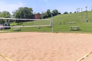 1601 Fairway Dr, Lisle, IL 60532 - Photo 15