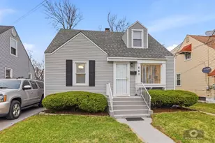 440 Engle St, Dolton, IL 60419 - Photo 1