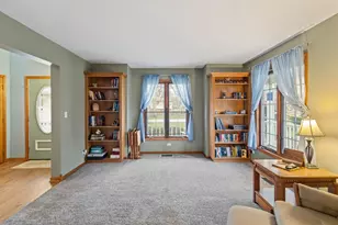 520 Birchwood Rd, Frankfort, IL 60423 - Photo 3