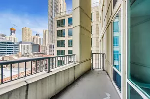 345 N La Salle Dr, Chicago, IL 60654 - Photo 5