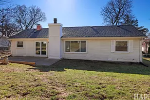 810 N Oakwood Dr, McHenry, IL 60050 - Photo 17