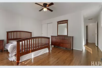 810 N Oakwood Drive, McHenry, IL 60050 - Photo 9