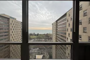 3950 N Lake Shore Dr, Chicago, IL 60613 - Photo 3