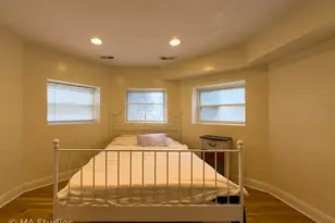 1647 W Sherwin Ave, Chicago, IL 60626 - Photo 19