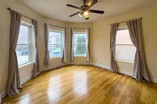 1647 W Sherwin Ave, Chicago, IL 60626 - Photo 3