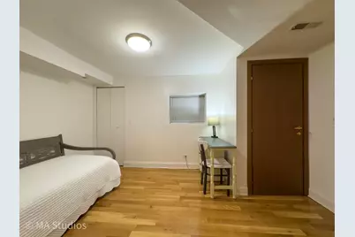 1647 W Sherwin Avenue #1, Chicago, IL 60626 - Photo 23