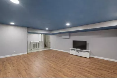 9829 S 51st Avenue, Oak Lawn, IL 60453 - Photo 15