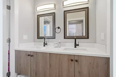 2045 N La Crosse Avenue, Chicago, IL 60639 - Photo 17