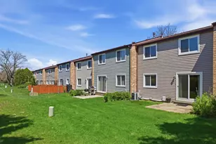 718 Clearwater Ct, Wheeling, IL 60090 - Photo 21