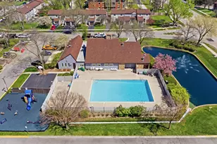 718 Clearwater Ct, Wheeling, IL 60090 - Photo 23