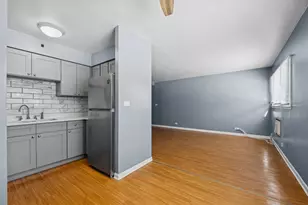 7201 W Wellington Ave, Elmwood Park, IL 60707 - Photo 3