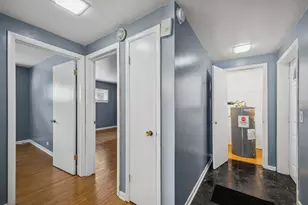 7201 W Wellington Ave, Elmwood Park, IL 60707 - Photo 17