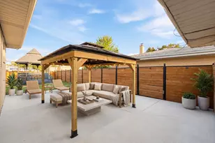 9728 S Tripp Ave, Oak Lawn, IL 60453 - Photo 35