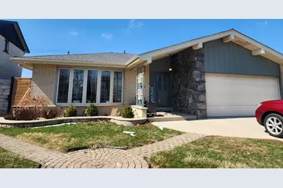 9728 S Tripp Avenue, Oak Lawn, IL 60453 - Photo 1