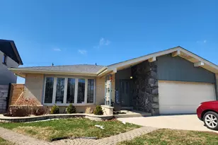 9728 S Tripp Ave, Oak Lawn, IL 60453 - Photo 1