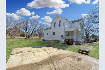 1415 S Walnut Avenue, Freeport, IL 61032 - Photo 25