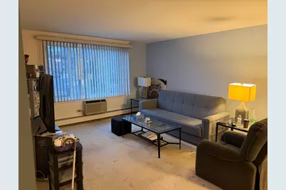 1475 Rebecca Drive #213, Hoffman Estates, IL 60169 - Photo 3