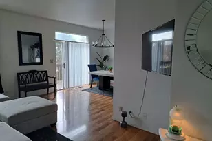 527 Horizon Dr, Bartlett, IL 60103 - Photo 3