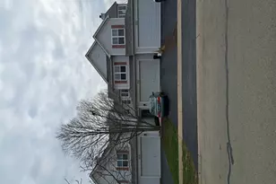 527 Horizon Dr, Bartlett, IL 60103 - Photo 1