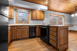 425 Artell St, Marengo, IL 60152 - Photo 3