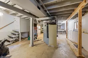 1335 Elmwood Ave, Berwyn, IL 60402 - Photo 17