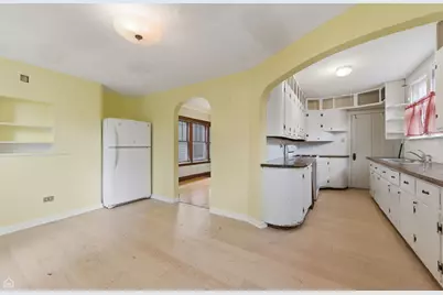 1335 Elmwood Avenue, Berwyn, IL 60402 - Photo 7