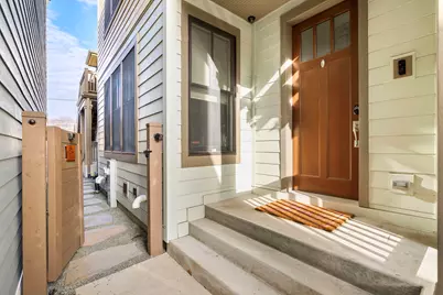 8154 Floral Avenue, Skokie, IL 60077 - Photo 3