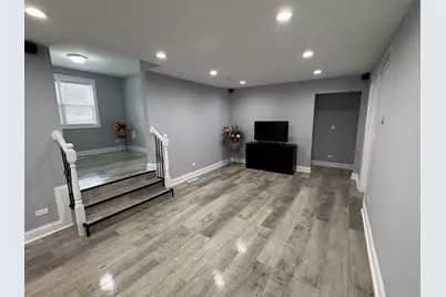 5517 Essex Road, Lisle, IL 60532 - Photo 5