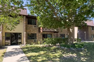 2632 N Windsor Dr, Arlington Heights, IL 60004 - Photo 25