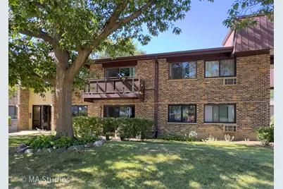 2632 N Windsor Drive #104, Arlington Heights, IL 60004 - Photo 3