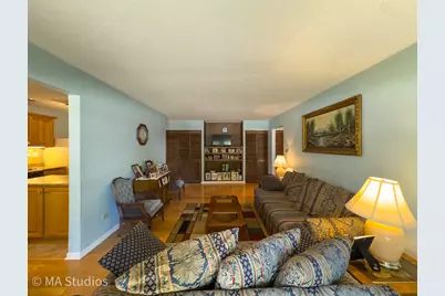 2632 N Windsor Drive #104, Arlington Heights, IL 60004 - Photo 17