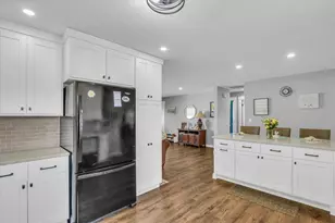 205 E Briarcliff Dr, Saint John, IL 61873 - Photo 15